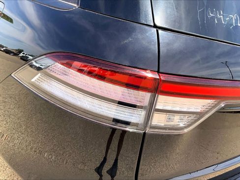 New 2026 Lincoln Aviator Reserve AWD/4WD image 14