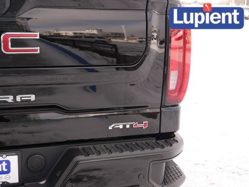 Used 2024 GMC Sierra 1500 AT4 image 6