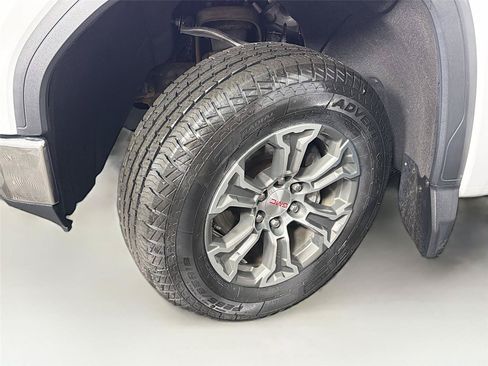 Used 2020 GMC Sierra 1500 SLE w/ SLE Value Package AWD/4WD image 37