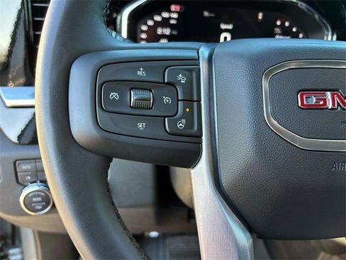 Used 2024 GMC Sierra 2500 SLT image 16