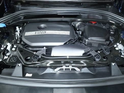 Used 2025 BMW X1 xDrive28i w/ Technology Package image 40