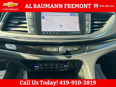 Used 2021 Buick Enclave Avenir w/ Avenir Technology Package FWD image 18