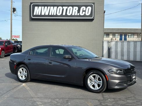 Used 2021 Dodge Charger SXT w/ Leather Interior Group image 1