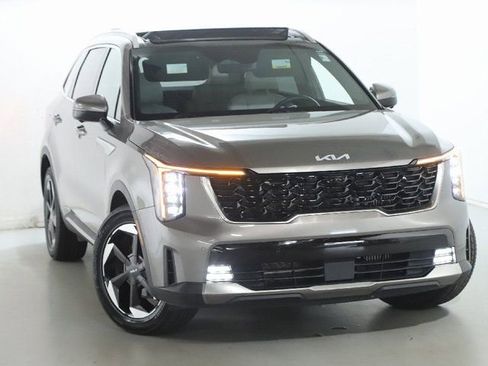 Used 2025 Kia Sorento SX Prestige AWD/4WD image 2