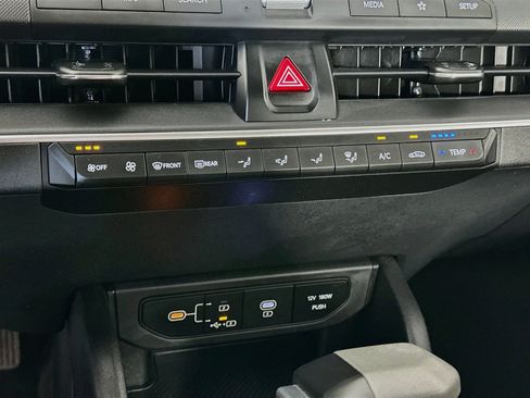 Used 2025 Kia K4 FWD image 24