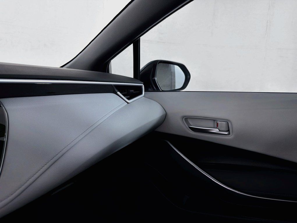 Used 2024 Toyota Corolla SE FWD image 36