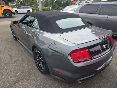 Used 2022 Ford Mustang Premium RWD image 2