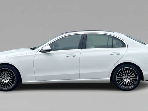 Used 2026 Mercedes-Benz C 300 4MATIC Sedan image 5