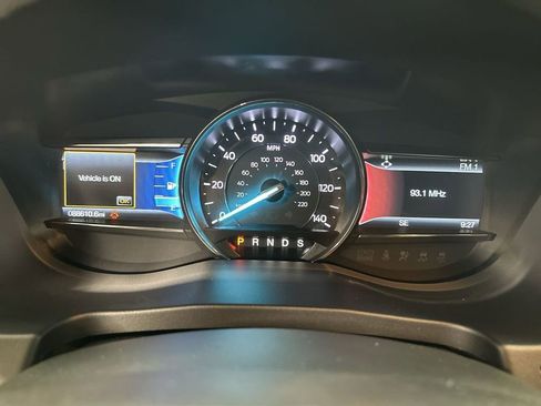 Used 2018 Ford Explorer XLT w/ Equipment Group 202A image 13