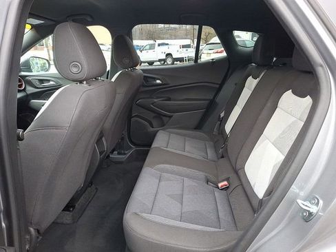 Used 2024 Chevrolet Trax RS w/ Driver Confidence Package image 19