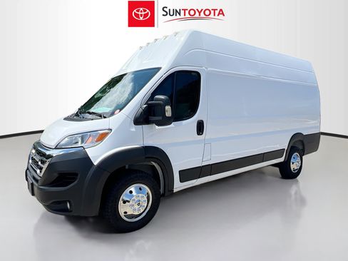 Used 2023 RAM ProMaster 3500 w/ Lane Management Group FWD image 9