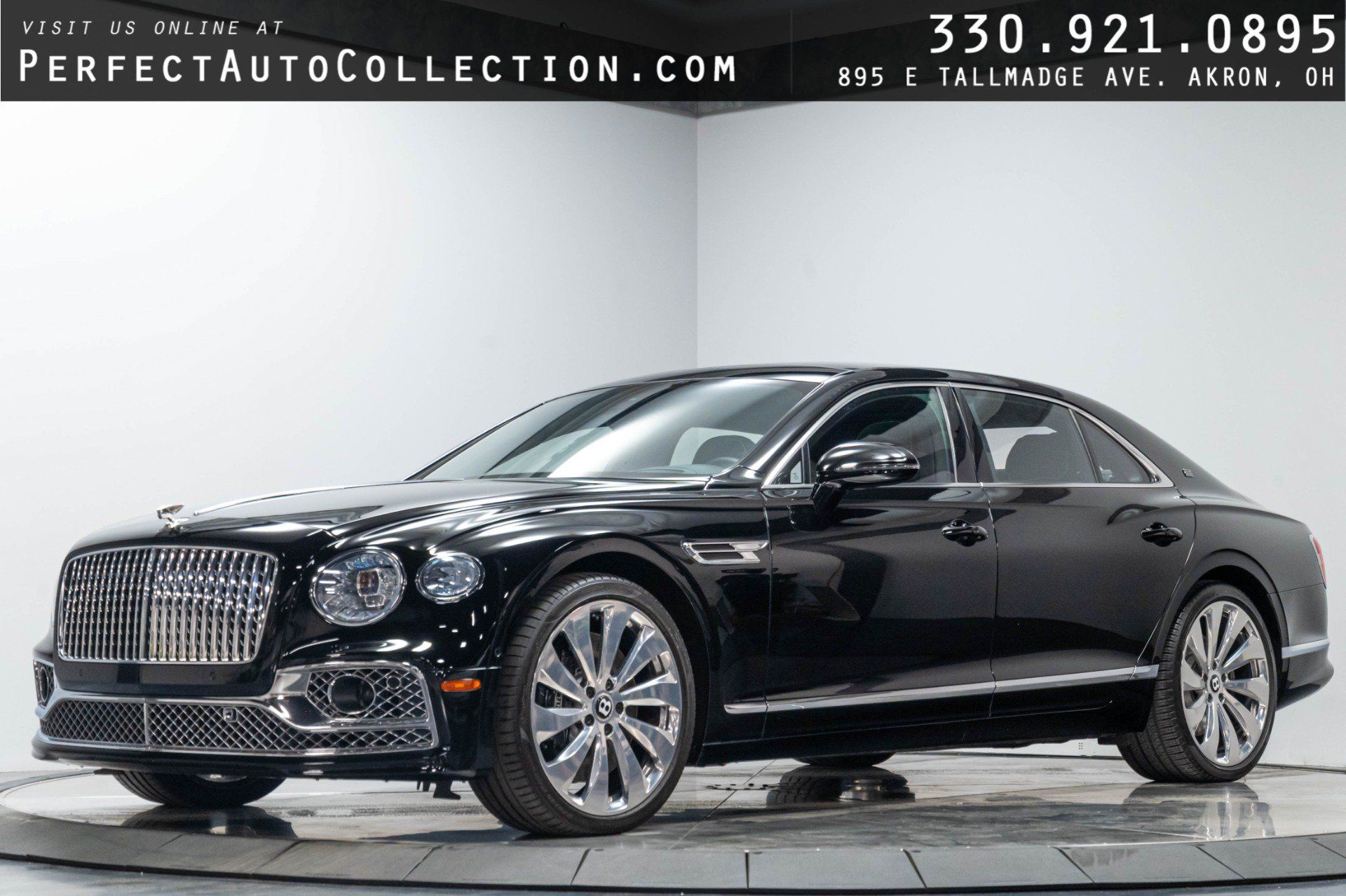 Used 2020 Bentley Flying Spur W12 AWD/4WD image 1