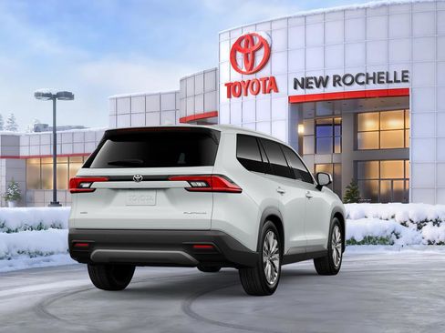 New 2026 Toyota Grand Highlander Platinum image 9