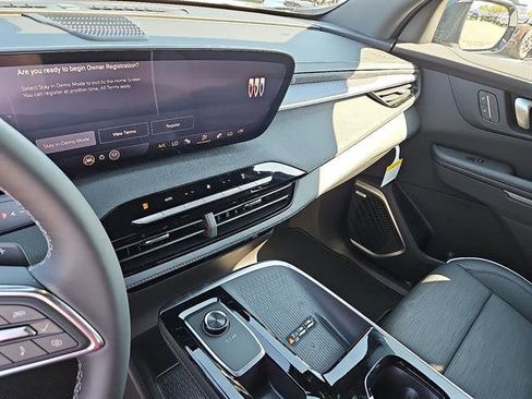 New 2026 Buick Enclave Sport Touring w/ Power Package image 19