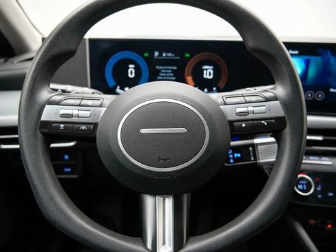 Used 2024 Hyundai Sonata SEL image 31