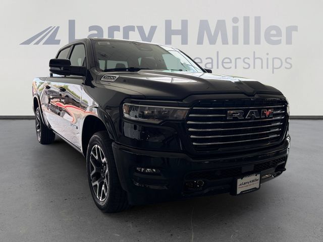 New 2026 RAM 1500 Laramie AWD/4WD image 7