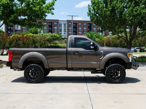 Used 2017 Ford F350 XLT w/ XLT Value Package AWD/4WD image 16