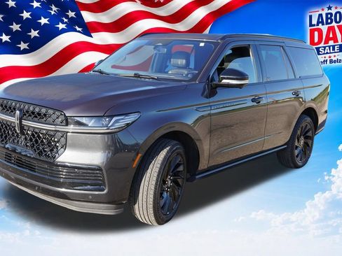 Used 2025 Lincoln Navigator Reserve w/ Jet Appearance Package AWD/4WD image 11