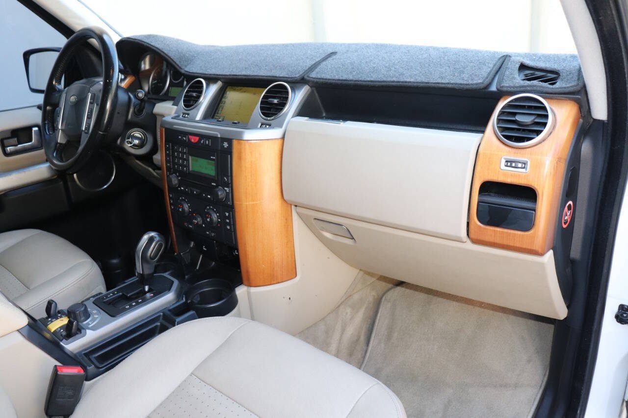 Used 2009 Land Rover LR3 HSE AWD/4WD image 30