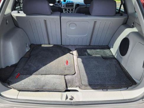 Used 2006 Pontiac Vibe w/ Sun And Sound Package FWD image 21