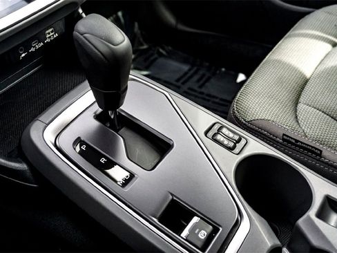 Used 2024 Subaru Crosstrek 2.0i Premium image 25