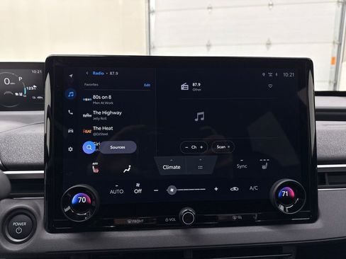 New 2026 Subaru Solterra Premium image 20