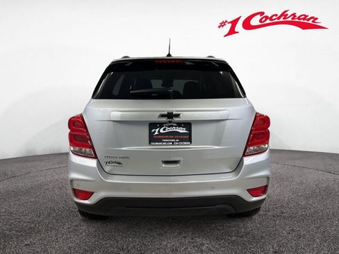 Certified 2022 Chevrolet Trax LT w/ Driver Confidence Package image 20