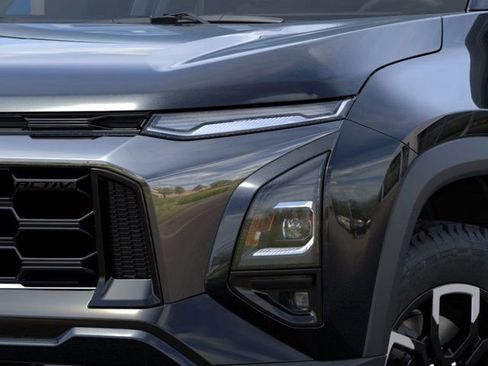 New 2026 Chevrolet Equinox ACTIV w/ Convenience Package III image 10