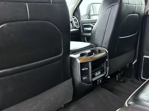 Used 2024 RAM 3500 Laramie AWD/4WD image 21