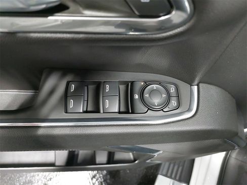 Used 2023 GMC Sierra 1500 SLE image 56