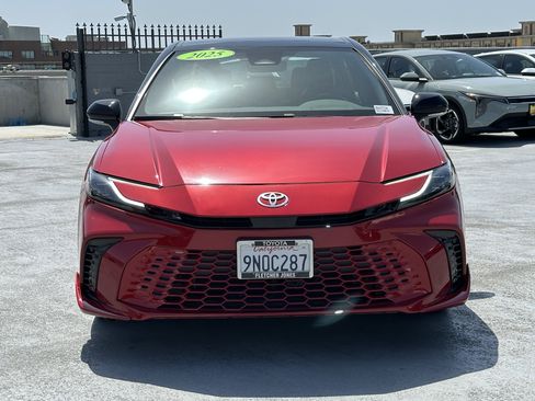 Used 2025 Toyota Camry XSE image 12