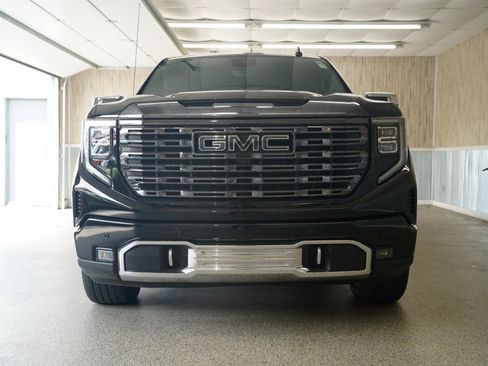 Used 2024 GMC Sierra 1500 Denali Ultimate AWD/4WD image 2