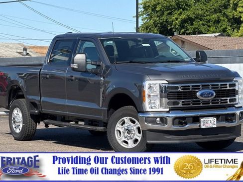 New 2026 Ford F250 XLT w/ FX4 Off-Road Package AWD/4WD image 2