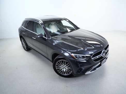 Certified 2026 Mercedes-Benz GLC 300 4MATIC image 4