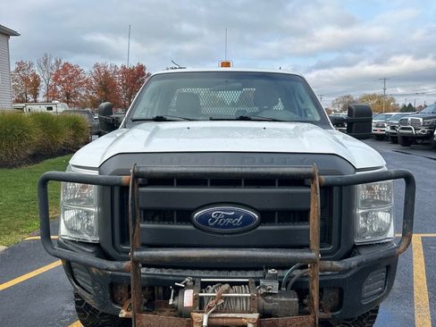 Used 2012 Ford F350 XL w/ Skid Plate Pkg image 3
