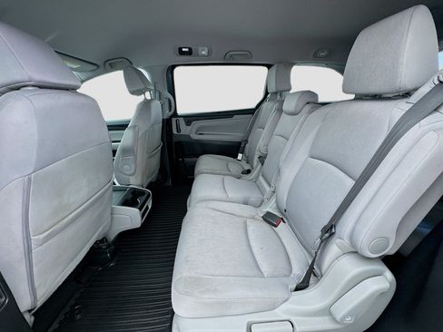 Used 2019 Honda Odyssey EX image 15