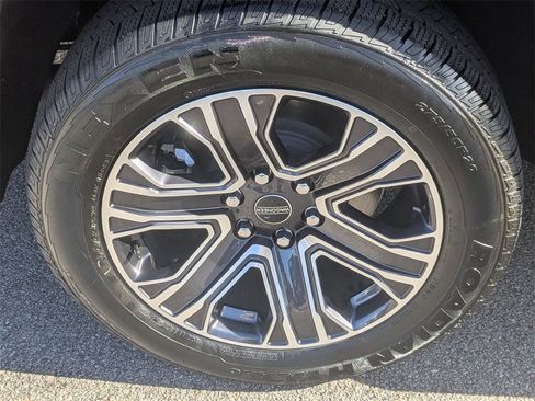 Used 2025 Jeep Wagoneer Series II image 12