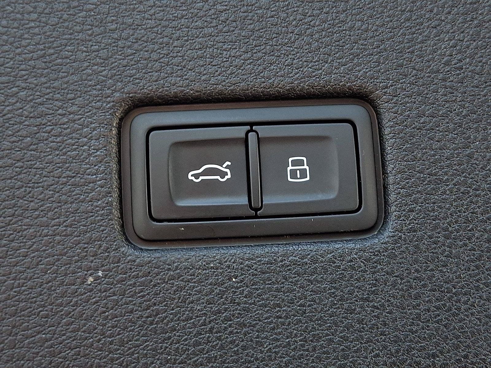 Used 2024 Audi SQ8 Premium Plus AWD/4WD image 29