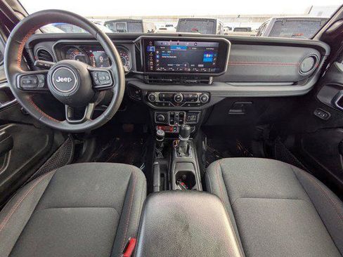 Certified 2024 Jeep Wrangler Unlimited Rubicon image 13