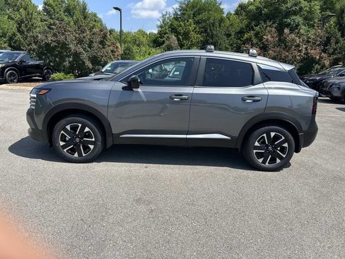 New 2026 Nissan Kicks SV w/ Cold Weather Package AWD/4WD image 4