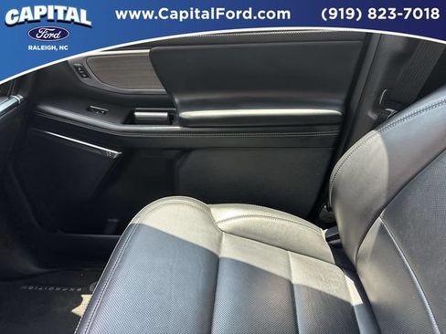 Certified 2025 Ford Expedition Max Platinum w/ Driver's Package AWD/4WD image 29