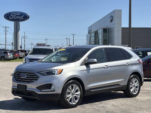 Certified 2024 Ford Edge Titanium AWD/4WD image 8