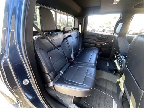 Used 2021 Chevrolet Silverado 1500 High Country w/ Technology Package image 19