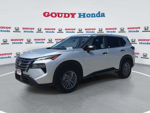 Used 2024 Nissan Rogue S AWD/4WD image 4