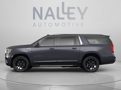 Used 2023 GMC Yukon XL SLT w/ SLT Luxury Package AWD/4WD image 2
