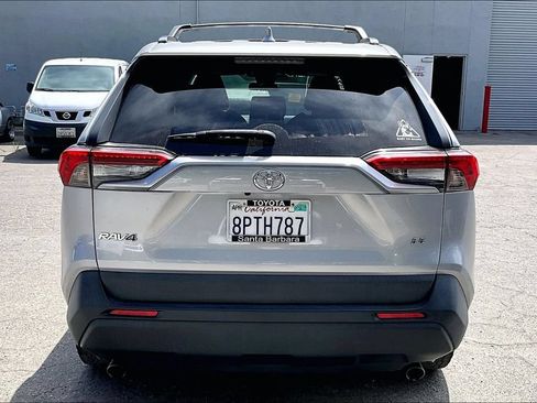 Used 2020 Toyota RAV4 LE w/ Carpet Mat Package FWD image 5