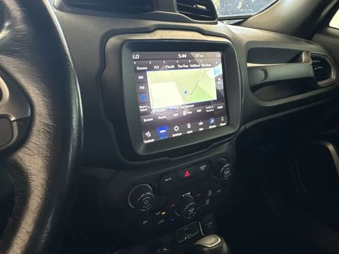 Used 2020 Jeep Renegade Altitude image 15