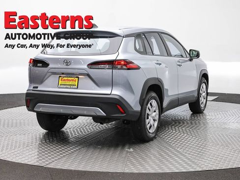 Used 2026 Toyota Corolla Cross L FWD image 4