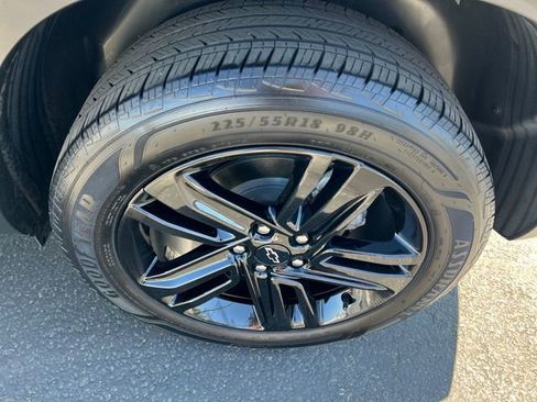 Certified 2024 Chevrolet Trax ACTIV w/ Sunroof Package FWD image 28