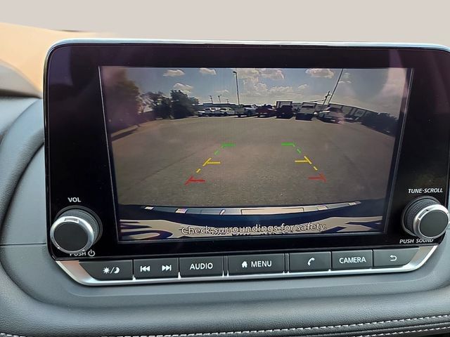 Used 2023 Nissan Rogue SV FWD image 18